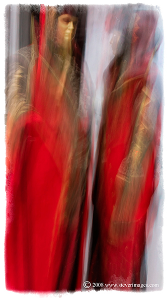 One of my first images, i think the gold and red work well together.&nbsp;&nbsp;&nbsp;