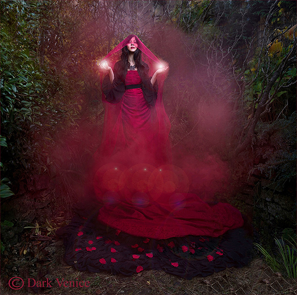 &nbsp;This image was a collaboration with the model and photographer Medusa Gorgona.