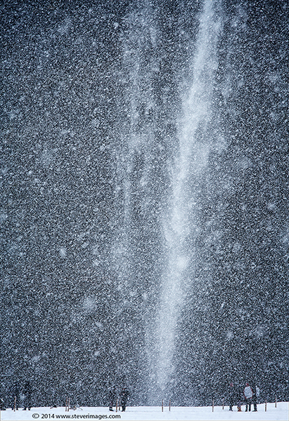 &nbsp;Waterfall image in heavy snow.